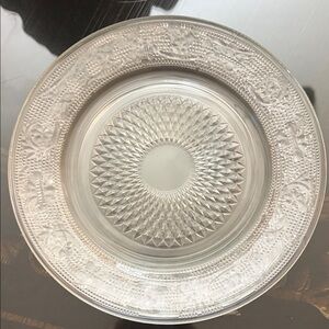 Indian glass sandwich fleur de lis 7” Vintage.set of 4.